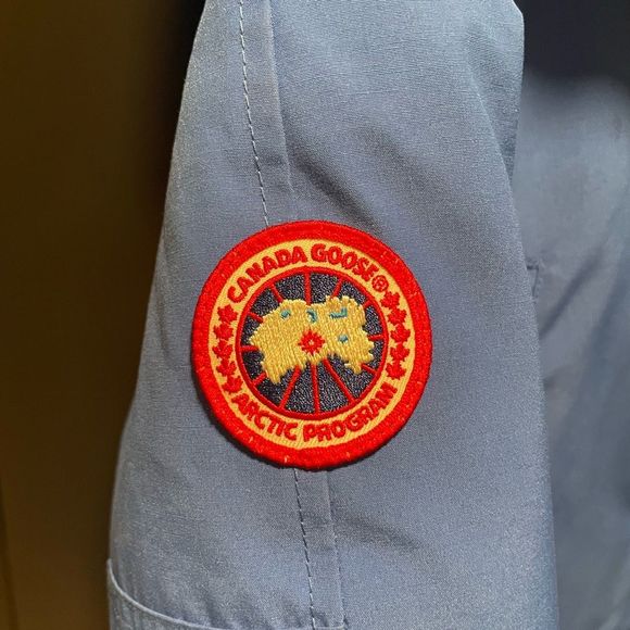 Canada Goose - Youth PBI Chilliwack Bomber Jacket - Blue - Size youth L - Picture 10 of 13